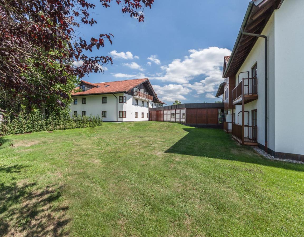 Hotel Hachinger Hof Oberhaching Buitenkant foto