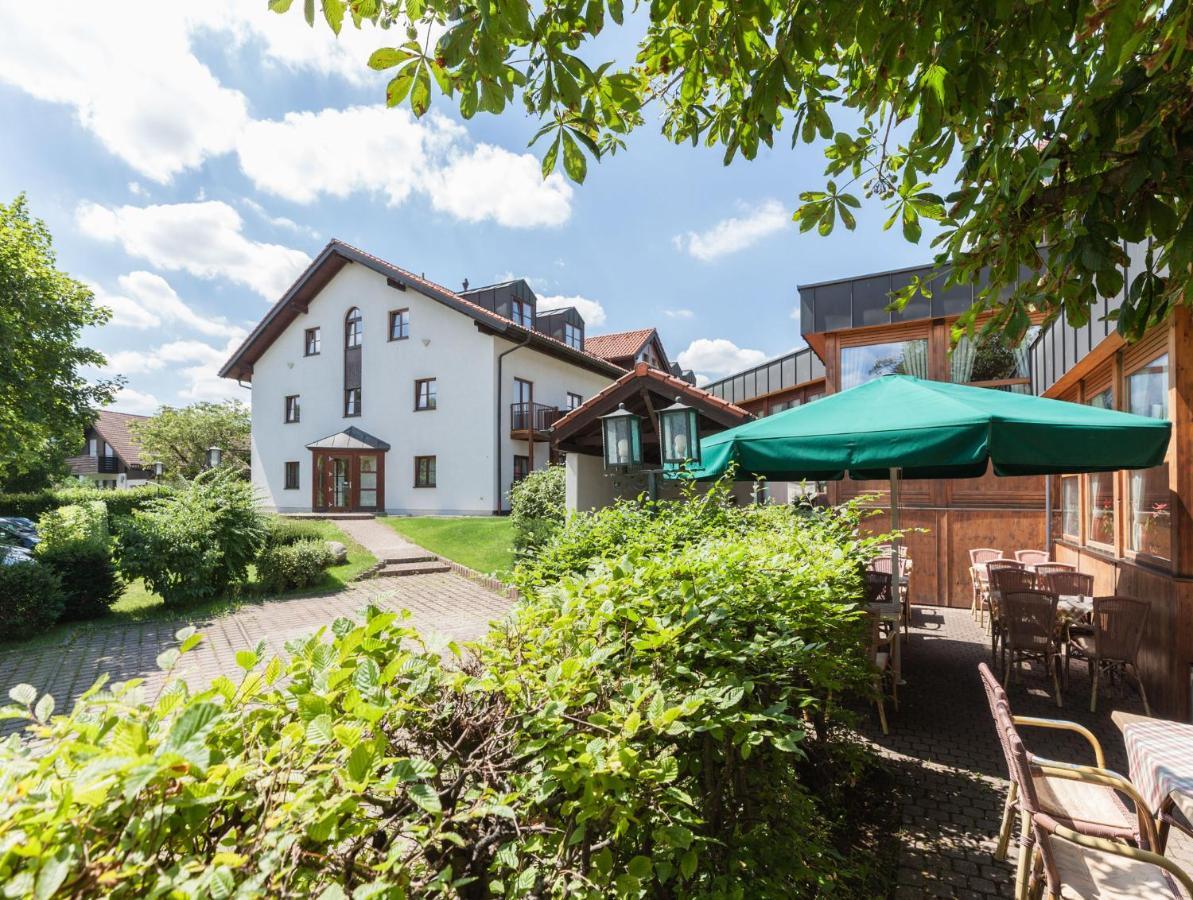 Hotel Hachinger Hof Oberhaching Buitenkant foto